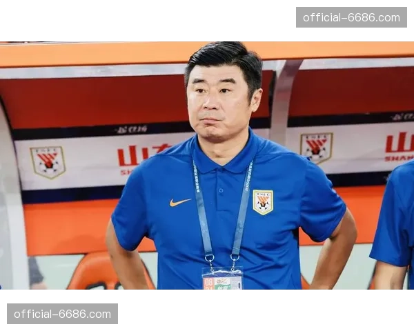 韩鹏343阵型强调快速转换 谢文能边路冲击成进攻爆点 韩鹏343阵型强调快速转换 谢文能边路冲击成进攻爆点