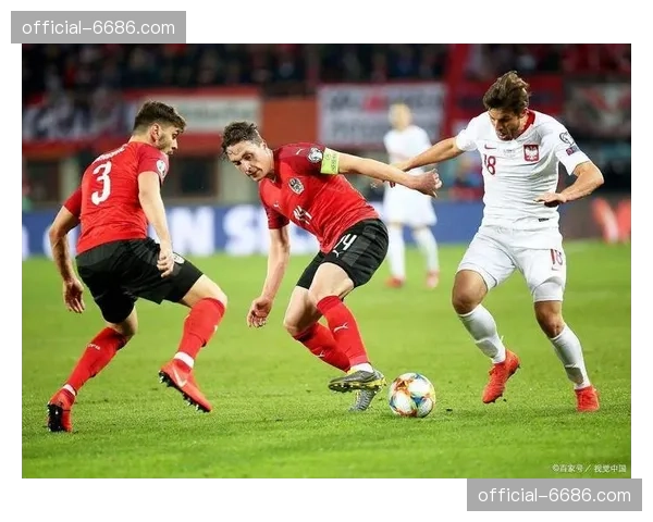 罗马尼亚防守组织与纪律性 依靠整体移动弥补个人能力不足