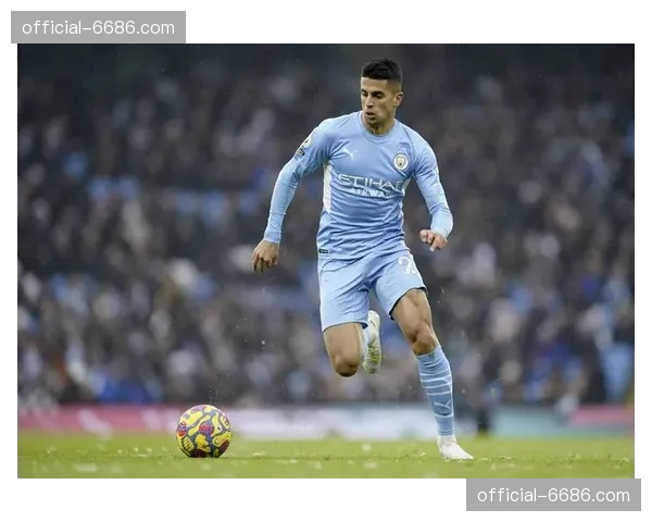 曼城转换进攻速度4.2m-s联赛第一,控球与效率平衡典范 曼城转换进攻速度4.2m-s联赛第一,控球与效率平衡典范